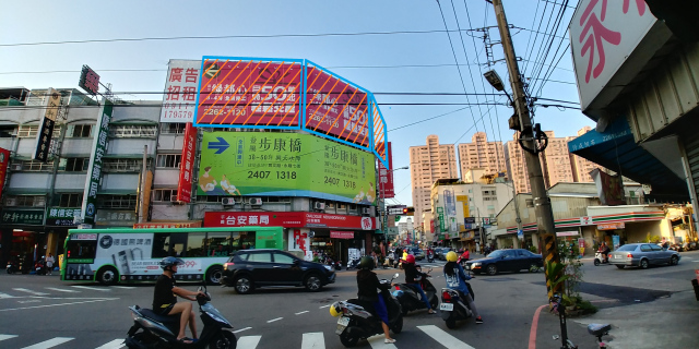 霸王轉角稀有*三大面臨路*超值整合霸氣總租